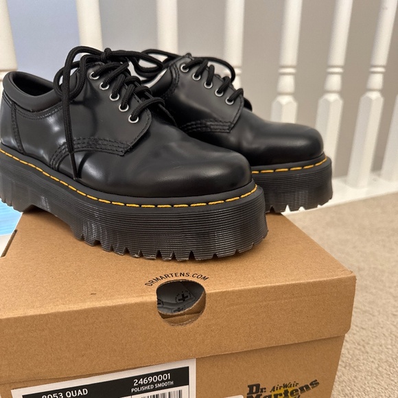 Dr. Martens 8053 Quad - Picture 1 of 10